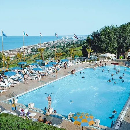 Locazione Turistica Villaggio Europe Garden *